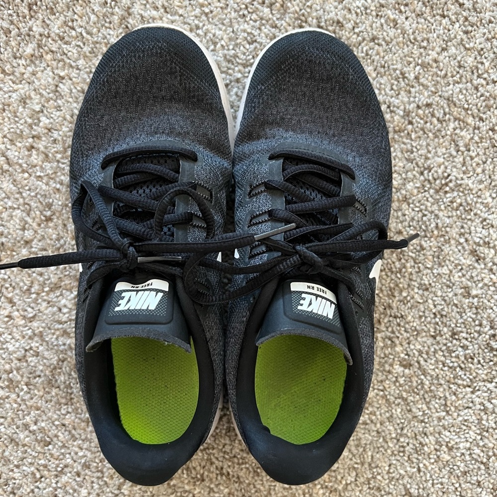 Nike Free RN Size 7.5